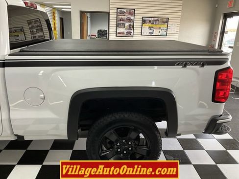 Used 2016 Chevrolet Silverado 1500 Custom w/ Rally 1 Edition image 9