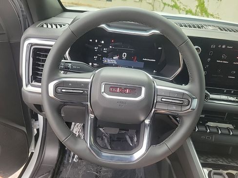 New 2026 GMC Canyon Elevation RWD image 18