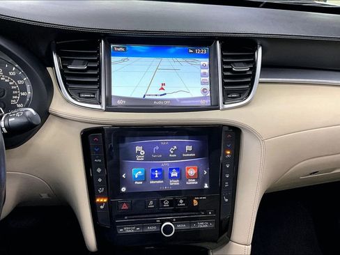 Used 2019 INFINITI QX50 Pure AWD/4WD image 15