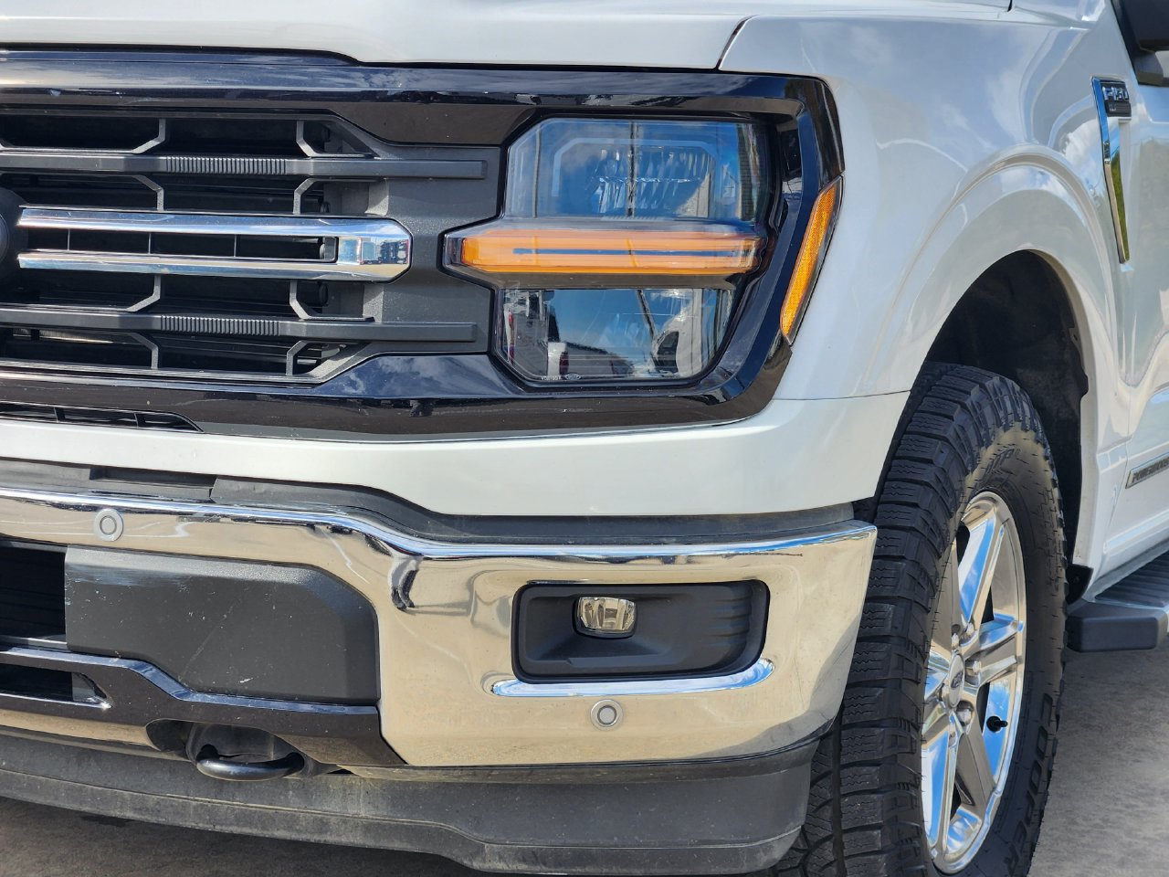 Used 2024 Ford F150 XLT w/ Equipment Group 302A MID AWD/4WD image 9