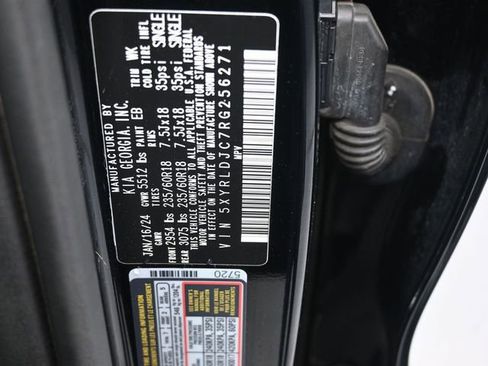 Used 2024 Kia Sorento S image 20