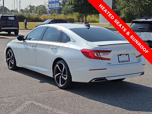Used 2022 Honda Accord Sport image 4