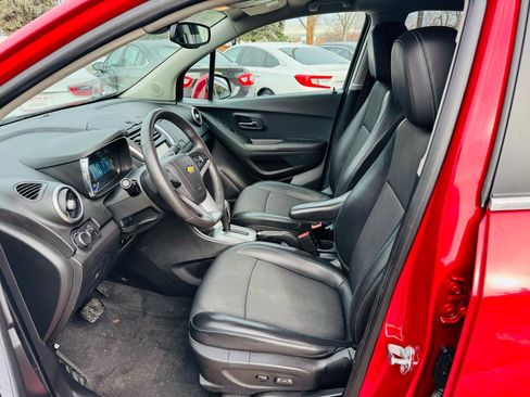Used 2015 Chevrolet Trax LT w/ LT Plus Package AWD/4WD image 12