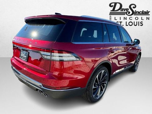 Used 2025 Lincoln Aviator Reserve w/ Equipment Group 201A AWD/4WD image 5