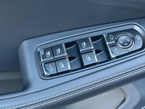 New 2026 Porsche Macan GTS image 13