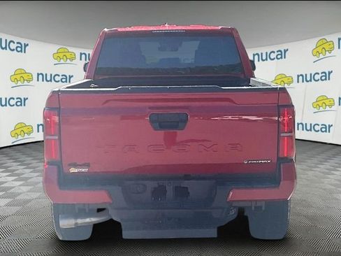 Used 2025 Toyota Tacoma TRD Off-Road AWD/4WD image 4