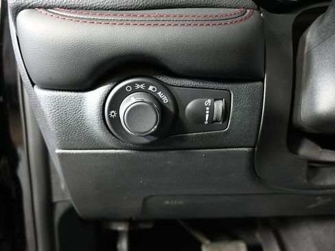 Used 2025 Dodge Durango GT AWD/4WD image 24