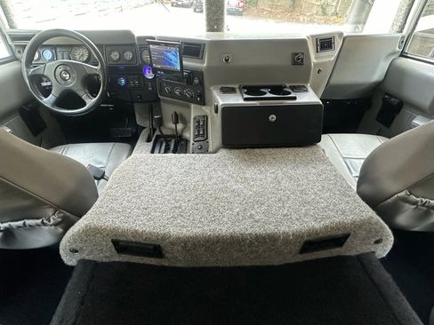 Used 1996 HUMMER H1 4-Door Wagon AWD/4WD image 12