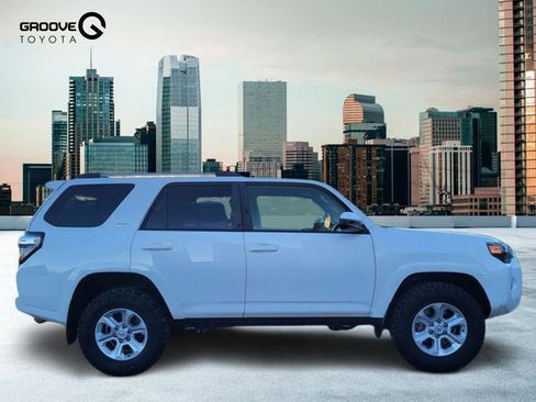 Used 2019 Toyota 4Runner SR5 image 7