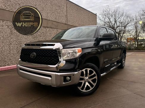 Used 2018 Toyota Tundra SR5 image 1