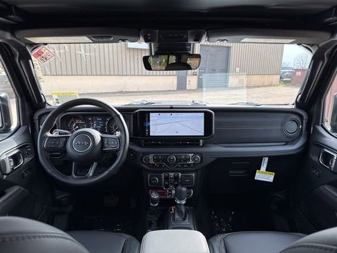 New 2025 Jeep Wrangler Unlimited Rubicon 392 image 22