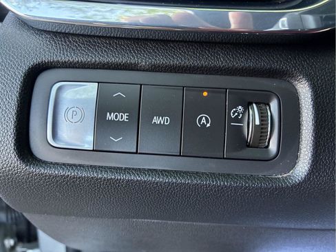 Used 2025 GMC Acadia Elevation w/ Elevation Premium Package AWD/4WD image 54