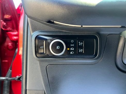 Used 2025 Ford Explorer ST AWD/4WD image 27
