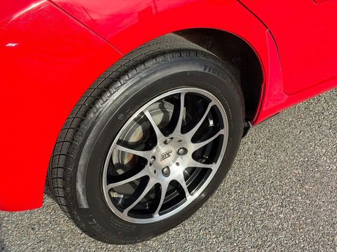 Used 2012 Toyota Yaris LE image 23