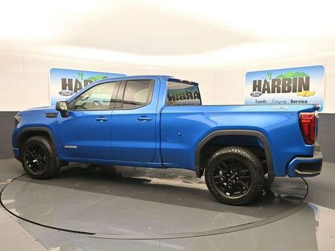Used 2023 GMC Sierra 1500 Elevation image 3