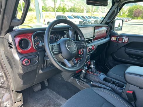 Used 2024 Jeep Gladiator Sport AWD/4WD image 26