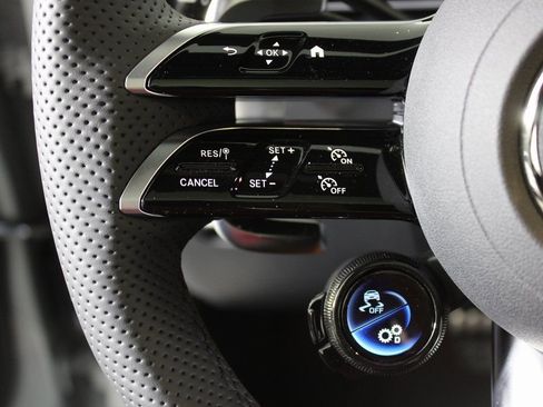 Certified 2026 Mercedes-Benz GLC 43 AMG 4MATIC Coupe image 18