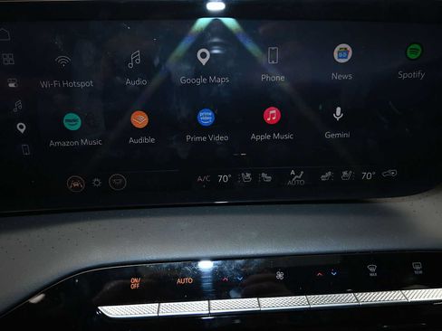 Used 2026 Buick Enclave Avenir w/ Super Cruise Package AWD/4WD image 24