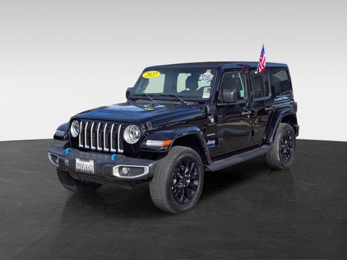 Used 2022 Jeep Wrangler Unlimited Sahara 4xe image 8