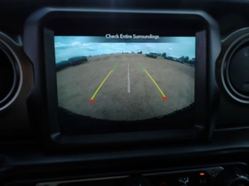 Used 2023 Jeep Wrangler Unlimited AWD/4WD image 21