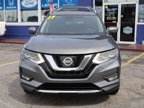Used 2017 Nissan Rogue SL w/ SL Premium Package FWD image 7