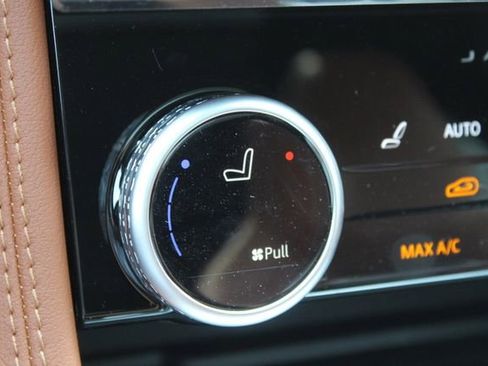 New 2026 Jaguar F-PACE R-Dynamic S image 17