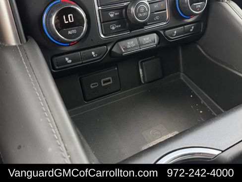 Used 2024 Chevrolet Tahoe LT AWD/4WD image 23