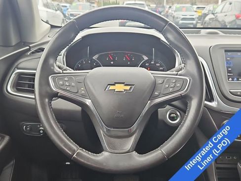 Used 2020 Chevrolet Equinox LT w/ Driver Convenience Package image 15