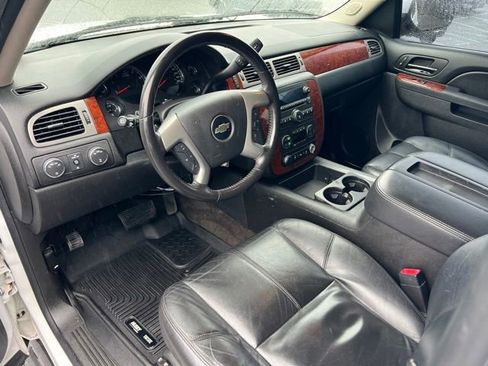 Used 2014 Chevrolet Tahoe LT AWD/4WD image 13