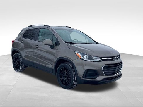 Certified 2022 Chevrolet Trax LT w/ Sport Edition image 1