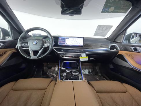 Certified 2025 BMW X5 xDrive40i w/ Climate Comfort Package AWD/4WD image 17