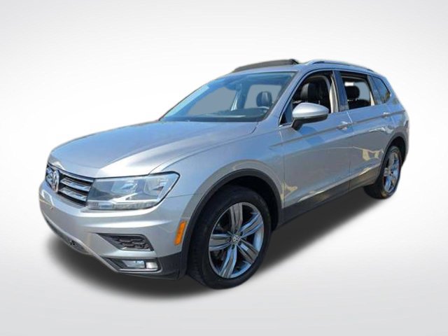 Used 2020 Volkswagen Tiguan SEL FWD image 2