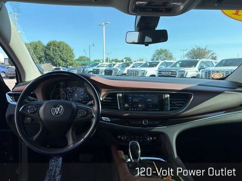 Used 2021 Buick Enclave Avenir w/ Avenir Technology Package AWD/4WD image 25