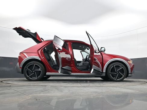 New 2026 Hyundai Ioniq 5 Limited image 33