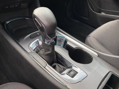Certified 2023 Chevrolet Malibu LT FWD image 13