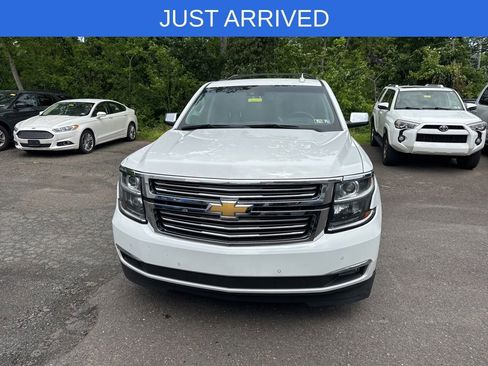 Used 2018 Chevrolet Suburban Premier AWD/4WD image 2