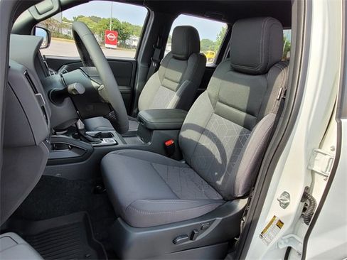 New 2026 Nissan Frontier SV w/ SV Convenience Package image 10