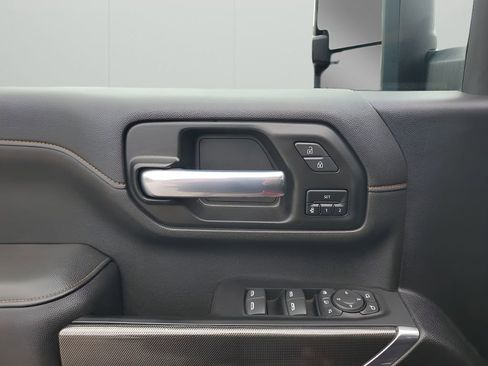 Used 2021 GMC Sierra 2500 AT4 image 26