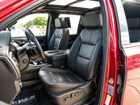 Used 2022 Chevrolet Tahoe RST w/ Sport Performance Package AWD/4WD image 33