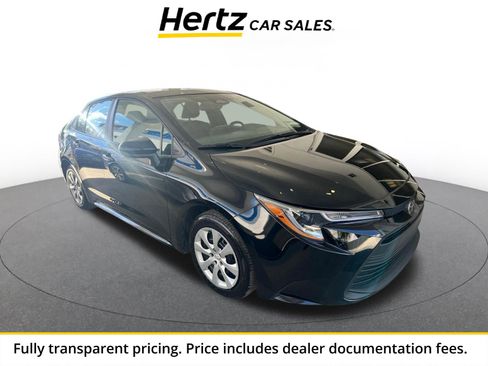Used 2025 Toyota Corolla LE FWD image 1