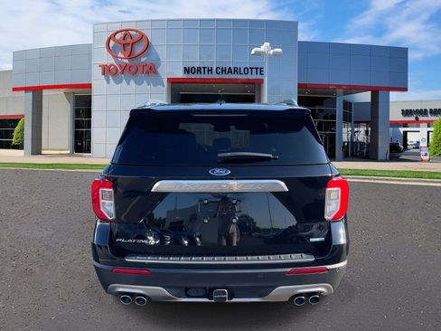 Used 2020 Ford Explorer Platinum AWD/4WD image 5