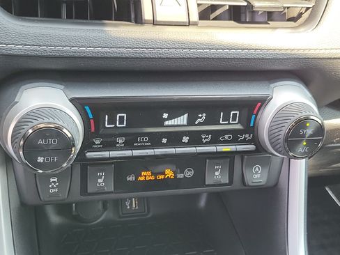 Certified 2024 Toyota RAV4 XLE w/ Convenience Package AWD/4WD image 31
