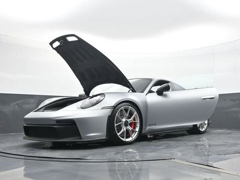 Certified 2022 Porsche 911 GT3 RWD image 25