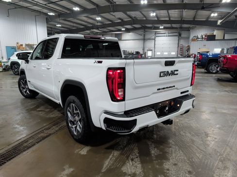 Used 2023 GMC Sierra 1500 Elevation image 4