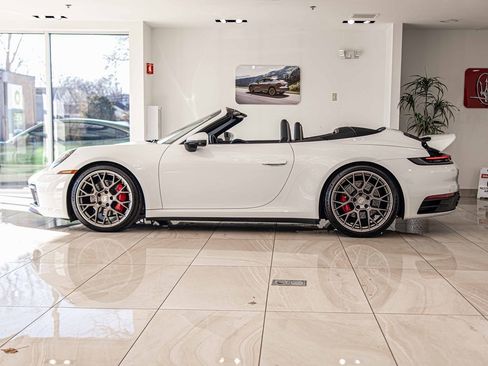 Used 2022 Porsche 911 Carrera 4S image 7