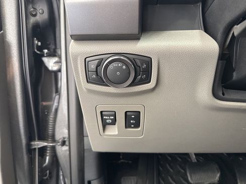 Used 2019 Ford F150 XLT w/ Equipment Group 302A Luxury image 33