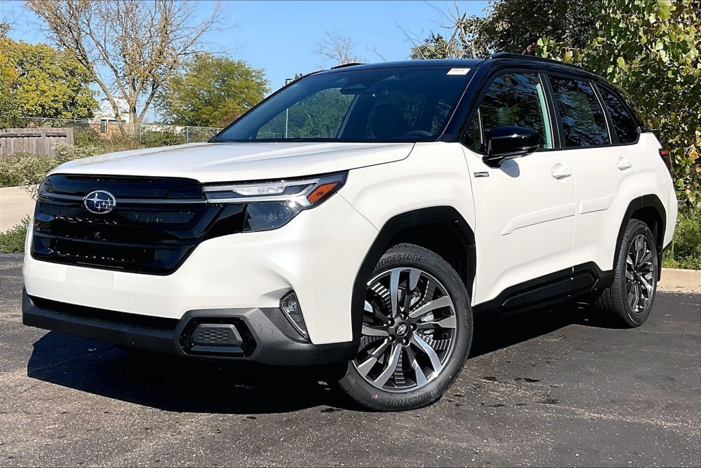 New 2026 Subaru Forester Touring AWD/4WD image 2