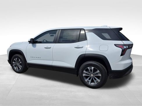 New 2026 Chevrolet Equinox LT w/ Convenience Package II image 4