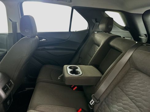 Used 2018 Chevrolet Equinox LT FWD image 26