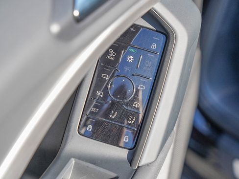 New 2025 Audi Q5 Premium Plus image 16